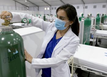 AP pide que se esclarezca si coordinación de Vizcarra con fiscales influyeron en su situación legal