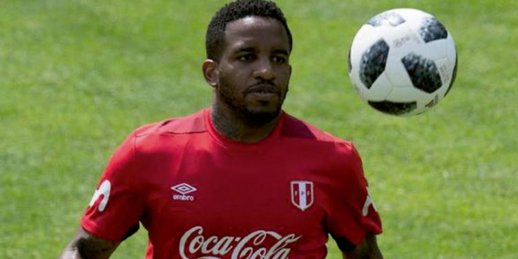 Ministro Neyra: Se desplegaron alrededor de 70.000 policías por la cuarentena