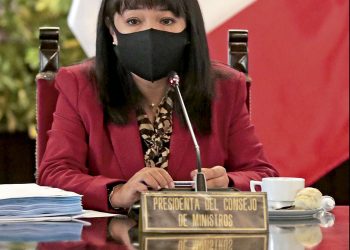 El peligroso juego del calamar a la que se someterá la premier que ya fue advertida, si hace cambios  de  ministros , sobrevivirá