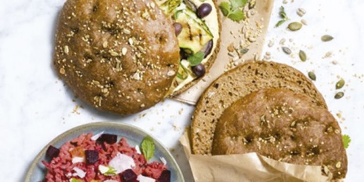 Alejandro Cavero a Sigrid Bazán: “Si odia al Congreso pida licencia sin goce de haber, nadie la extrañará”