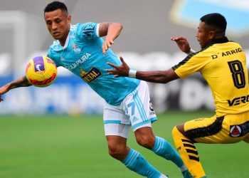Yotún debutó en empate de Cristal