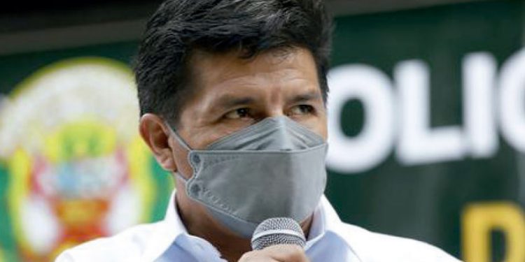 Pedro Castillo se reunió en secreto en departamento de Betssy Chávez a altas horas de la noche