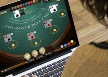 ¿Cuáles son los beneficios de jugar al blackjack online?
