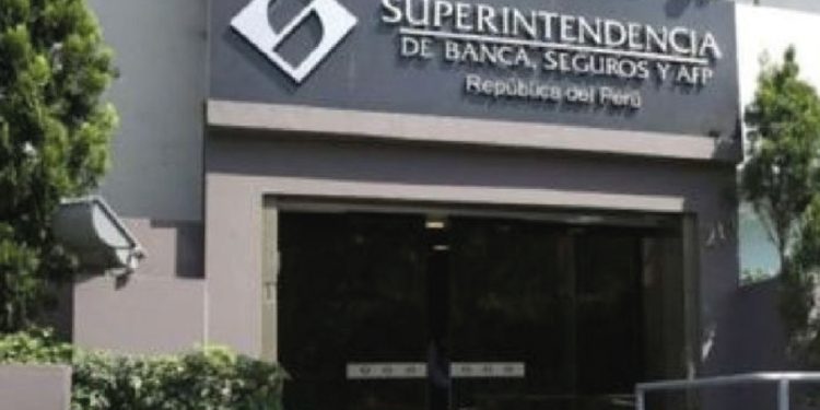 Pedro Castillo se encuentra muñequeado por la posible detención de su esposa Lilia Paredes y de otros familiares