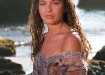 Thalía lució el vestido original de Marimar y recreó a su personaje: “Me alegró el corazón”