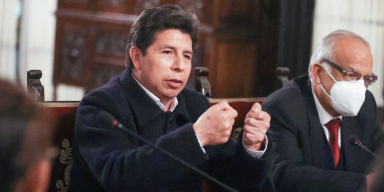 Hoy Pedro Castillo se puede quedar sin su ministro “estrella” Geiner Alvarado y quizás se rechace el pedido para que viaje a los EE UU