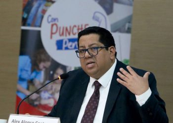 Minedu separa y denuncia a 177 personas por trabajar como profesores con títulos falsos
