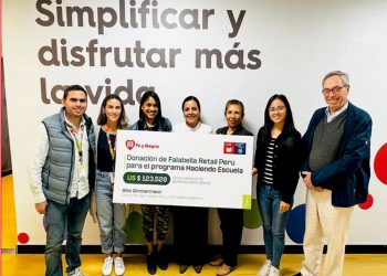Falabella destina cerca de medio millón de soles al programa Haciendo Escuela en beneficio de 13 mil estudiantes de todo el Perú