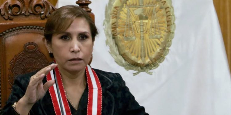PATRICIA BENAVIDES ACUDIRÁ HOY A LA COMISIÓN DE FISCALIZACIÓN Y NO SE CALLARÁ NADA, RESPONDERÁ TODAS LAS PREGUNTAS