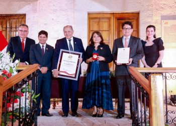 Excelencia Empresarial: Jorge Rodríguez Rodríguez es reconocido por su contribución al desarrollo empresarial