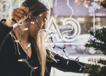 Navidad: Consejos para Prevenir Malas Conexiones Eléctricas en tu Hogar
