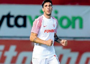 Llegó el gol a universitario: Diego Dorregaray arribó a lima para jugar por la tienda crema
