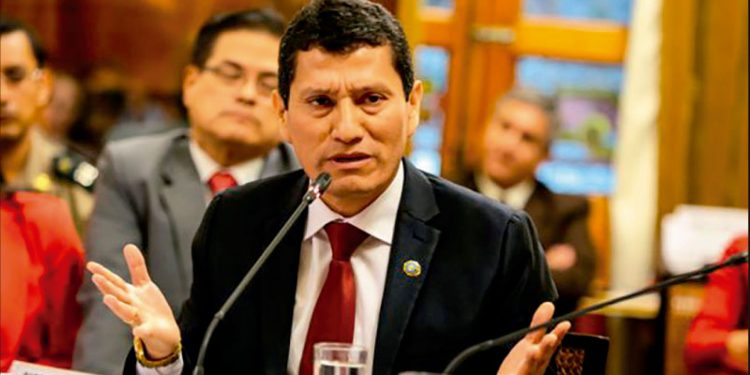 “Colchado tiene mucho poder, sirve a la mafia caviar, ha sido empoderado por ellos y sirve a todos los gobiernos.”