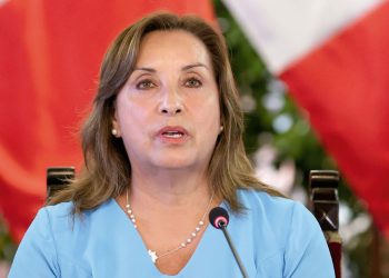 Mandataria esta fuera de foco y vive de espaldas a la realidad, solo busca el populismo y defiende al inepto ministro del interior