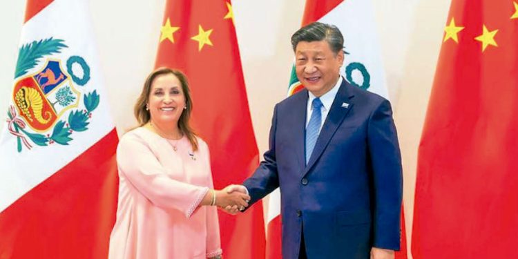 Dina Boluarte realizará visita oficial a china en junio para reunirse con XI Jinping