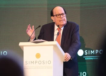 José Arista responde a la cifra de inflación de Julio Velarde: “Ojalá no se equivoque demasiado como el año pasado”