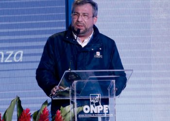 Walter Gutiérrez renuncia al cargo de embajador del Perú en España