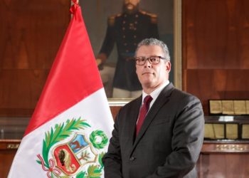 Ministro de Educación niega censura de los textos escolares por contener “palabras sensibles”