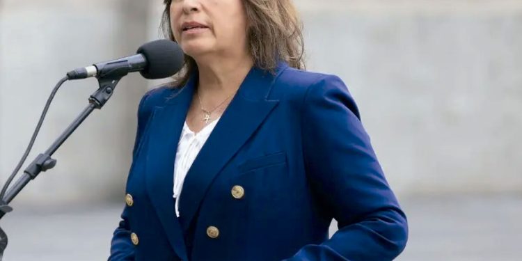 Despacho presidencial gastó medio millón de soles en contratos duplicados