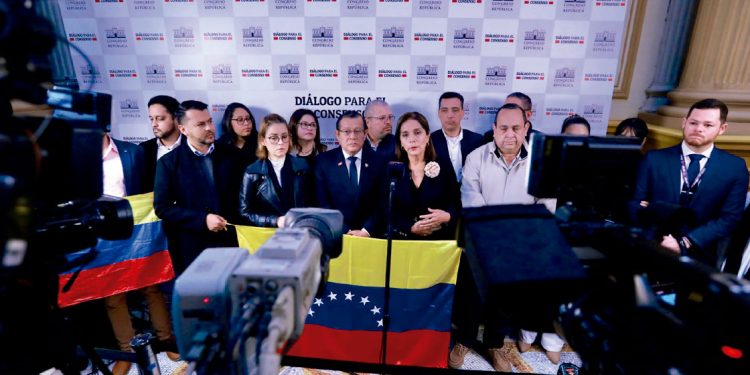 Congreso expresa solidaridad con lucha de venezolanos en defensa de su democracia