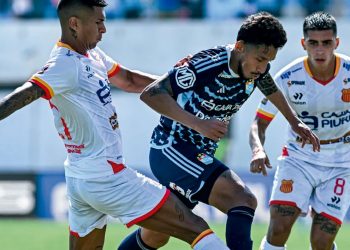 Martín Cauteruccio anota el 1-1 para Sporting Cristal ante Atlético Grau