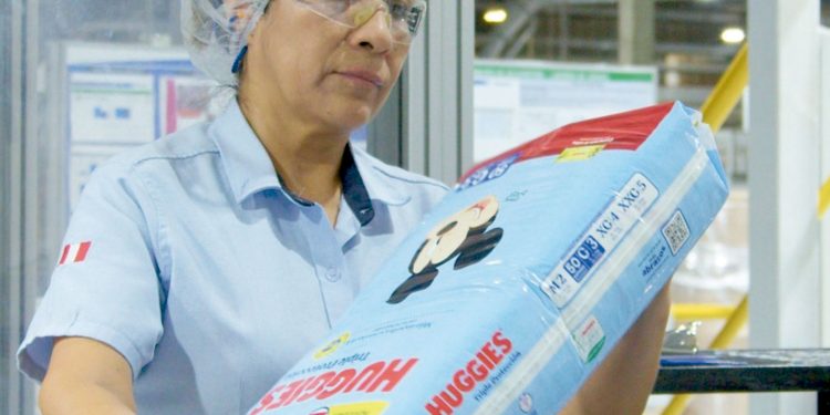 Fiestas Patrias: Mujeres que impulsan la producción nacional para más de 700 mil familias en Perú