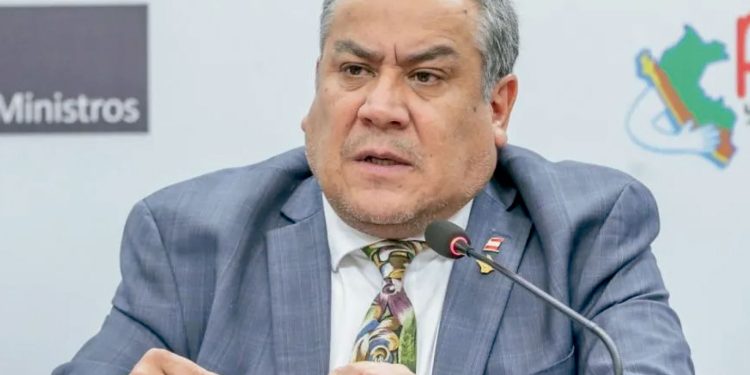 ADRIANZÉN SOBRE LEY DE TERRORISMO URBANO: “POR SÍ MISMA NO TIENE NINGÚN SENTIDO, PERO VALE POR SU CARÁCTER PERSUASIVO”