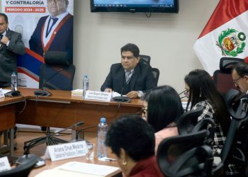PRESIDENTE DE LA COMISIÓN DE FISCALIZACIÓN DICE QUE NO HAY REGISTRO DE QUE BOLUARTE RETORNÓ CON SU COMITIVA A LIMA EL 25 DE FEBRERO