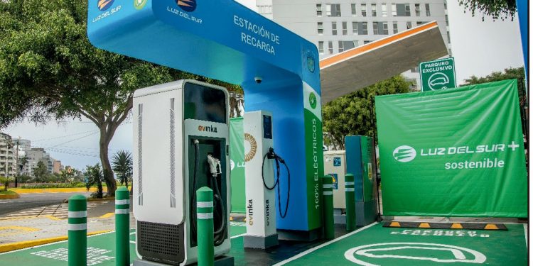 JUECES SUPREMOS PIDEN PLENO EXTRAORDINARIO