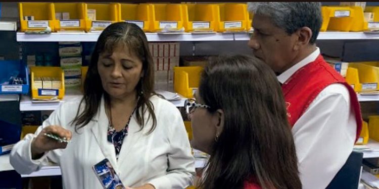 POLICÍA JUDICIAL ACUDIÓ A LA CASA DE NICANOR BOLUARTE LUEGO DE QUE SE DICTARA PRISIÓN PREVENTIVA EN SU CONTRA