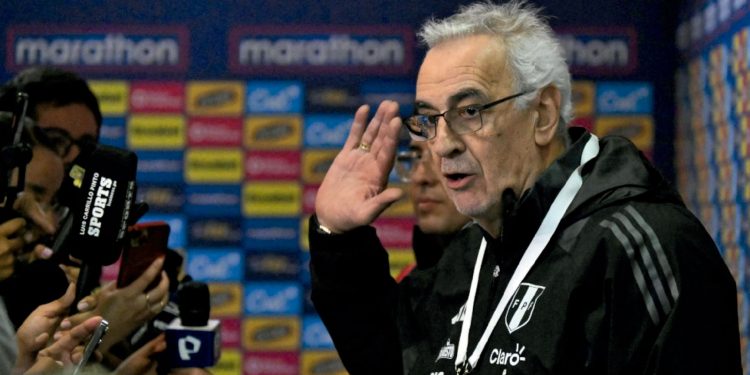 Fossati sobre Argentina: “Vamos con humildad, pero sin bajar la cabeza ante nadie”