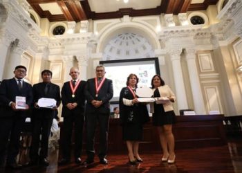 PRESIDENTE DEL PODER JUDICIAL INSTA A CONTINUAR APOYO A JUSTICIA TV PARA TRANSPARENTAR AUDIENCIAS
