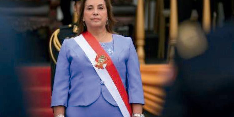 DINA BOLUARTE: EL 93% DE EMPRESARIOS DESAPRUEBA SU GESTIÓN