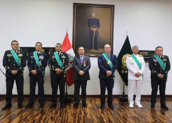 PODER JUDICIAL RECIBE CONDECORACIÓN “CORAZÓN POLICIAL DE LA PNP” POR IMPLEMENTAR UNIDADES DE FLAGRANCIA