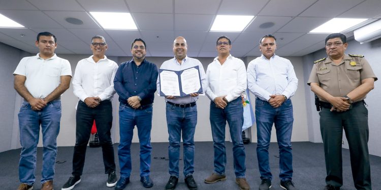GUSTAVO ADRIANZÉN ASEGURA QUE LA CREACIÓN DEL MINISTERIO DE INFRAESTRUCTURA ESTARÁ LISTA ANTES DEL 28 DE JULIO
