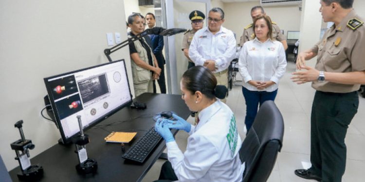 FISCALÍA DE LA NACIÓN PRESENTA DENUNCIA CONSTITUCIONAL CONTRA SIETE CONGRESISTAS