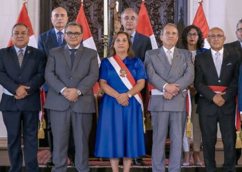 JULIO DIAZ ZULUETA JURÓ COMO NUEVO MINISTRO DEL INTERIOR Y SE CONVIERTE EN EL SÉPTIMO FUNCIONARIO EN ESE SECTOR DE LA GESTIÓN BOLUARTE