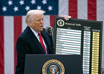 MINISTRO DE JUSTICIA ANUNCIA SUSPENSIÓN DE LA “FRANJA INFORMATIVA” PARA QUE MEDIOS REPORTEN ACCIONES DEL ESTADO DE EMERGENCIA