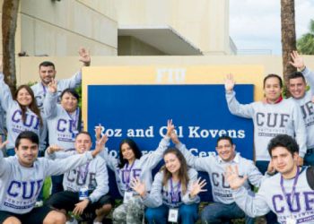 CONGRESO ORDENA RETIRAR IMAGEN DE CÉSAR ACUÑA EN TODAS LAS OFICINAS ADMINISTRATIVAS DEL PARLAMENTO