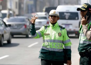 PARO DE TRANSPORTES PONE EN JAQUE AL GOBIERNO, POR SU INCAPACIDAD EN EL MANEJO DE LA INSEGURIDAD Y LA FALTA DE GARANTÍAS PARA LA CIUDADANÍA