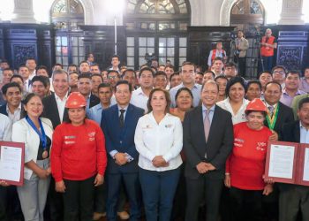 EL PAPA LEÓN XIV DIO LAS BENDICIONES A LA PRESIDENTA POR EL BIENESTAR DE TODOS LOS PERUANOS