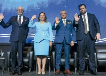 PRESIDENTA DINA BOLUARTE RESPALDA A LA POLICÍA NACIONAL EN LUCHA CONTRA EL CRIMEN