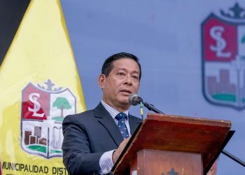 CONTRALORÍA: PRESIDENTE DE ESSALUD PRESENTÓ DOCUMENTOS “SIN SUSTENTO” PARA ACREDITAR EXPERIENCIA LABORAL Y ACCEDER AL PUESTO