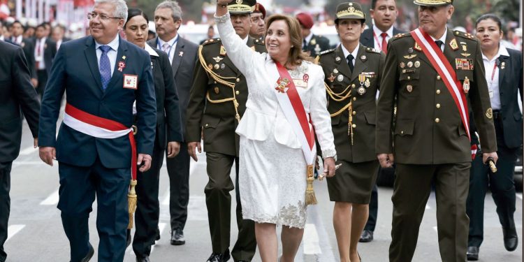 DINA BOLUARTE SUPERVISÓ DESDE EL CALLAO MONITOREO ANTE ALERTA DE TSUNAMI