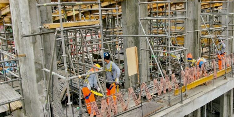 DINA BOLUARTE SUPERVISÓ DESDE EL CALLAO MONITOREO ANTE ALERTA DE TSUNAMI