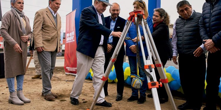 BSF CONSTRUYE PUENTE PEATONAL EN EL KM 38 DE LA PANAMERICANA SUR PARA MEJORAR LA TRANSITABILIDAD