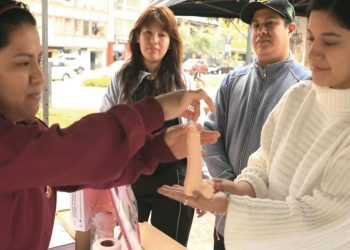 PREMIER NINGUNEA A JUAN JOSÉ SANTIVÁÑEZ EL HOMBRE DE CONFIANZA DE LA MANDATARIA Y DICE QUE NO TIENE PODER DE DECISIÓN EN EL GOBIERNO