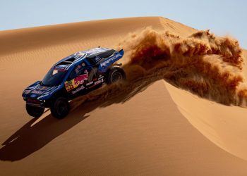 FORD LIDERA EL RALLY DAKAR 2026 CON CINCO RAPTOR T1+ EN LOS PRIMEROS PUESTOS
