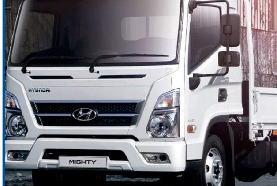 PAYASADA OFICIAL: PRESIDENTE JOSÉ JERÍ MONITOREA TRASLADO DE ERICK MORENO, ALIAS “EL MONSTRUO”