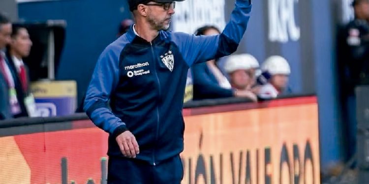 JEAN FERRARI ASEGURÓ QUE EN LA PRIMERA SEMANA DE ENERO “PRÁCTICAMENTE” SE DEFINIRÁ AL NUEVO TÉCNICO DE PERÚ